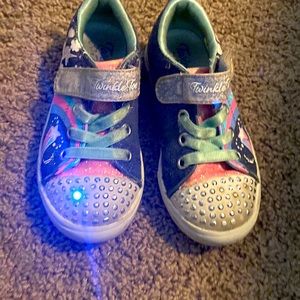 Light up sneakers size 10 twinkle toes brand